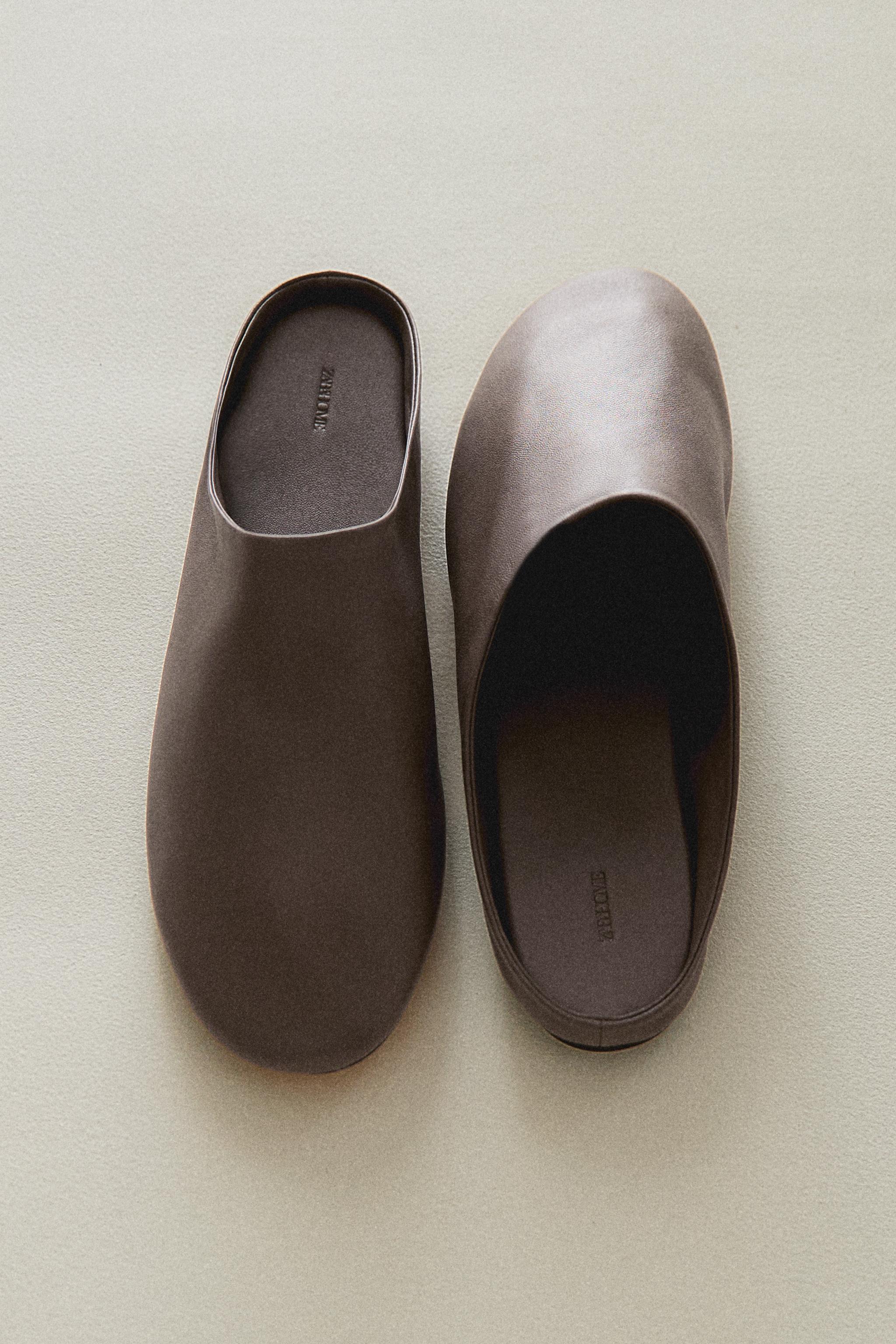 LEATHER MOROCCAN SLIPPERS